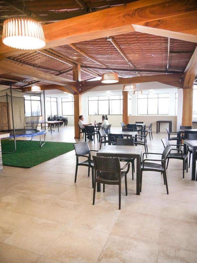 Hostal Espana 阿约拉港 外观 照片