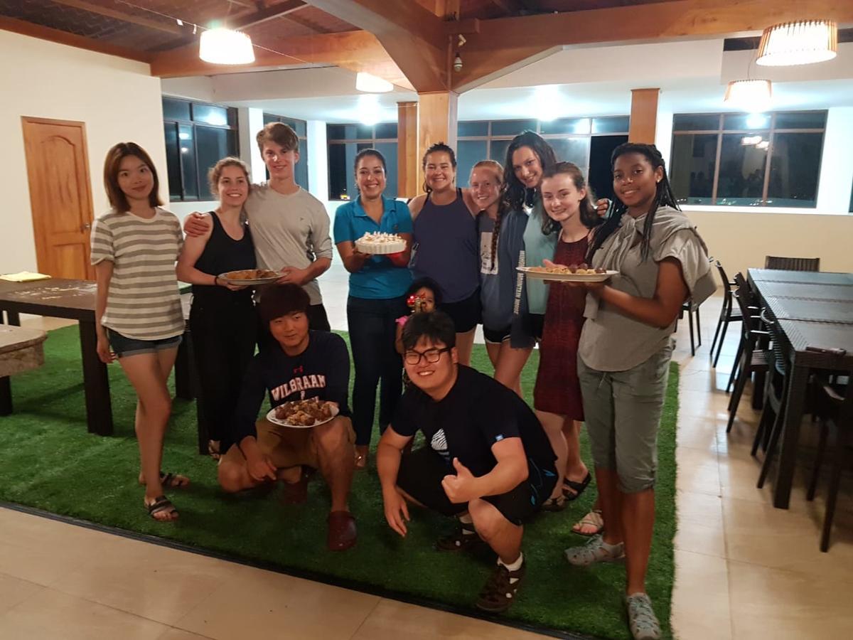 Hostal Espana 阿约拉港 外观 照片