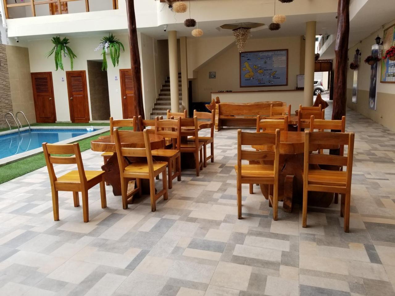 Hostal Espana 阿约拉港 外观 照片