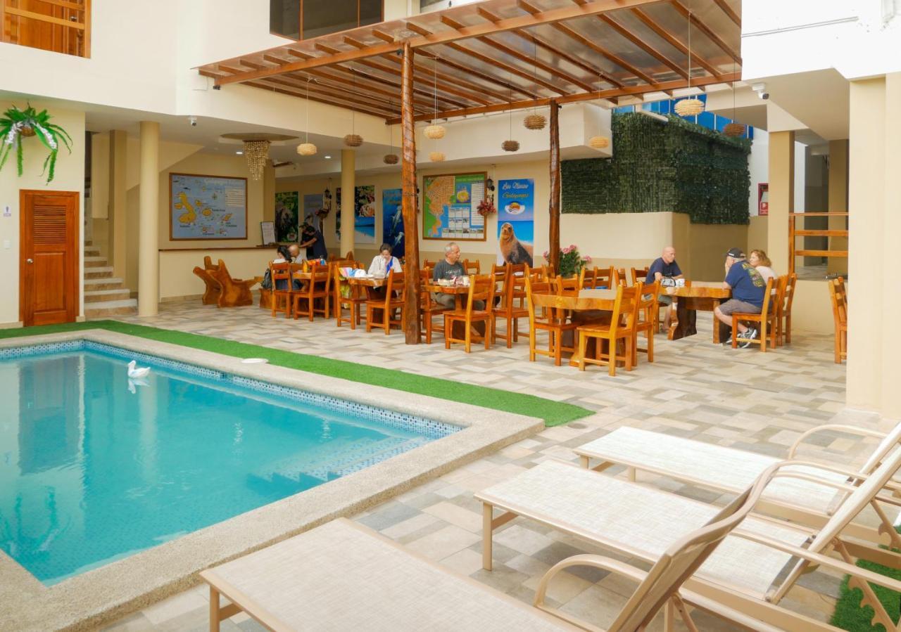 Hostal Espana 阿约拉港 外观 照片